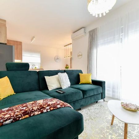 Family Apartment Amare Задар Экстерьер фото