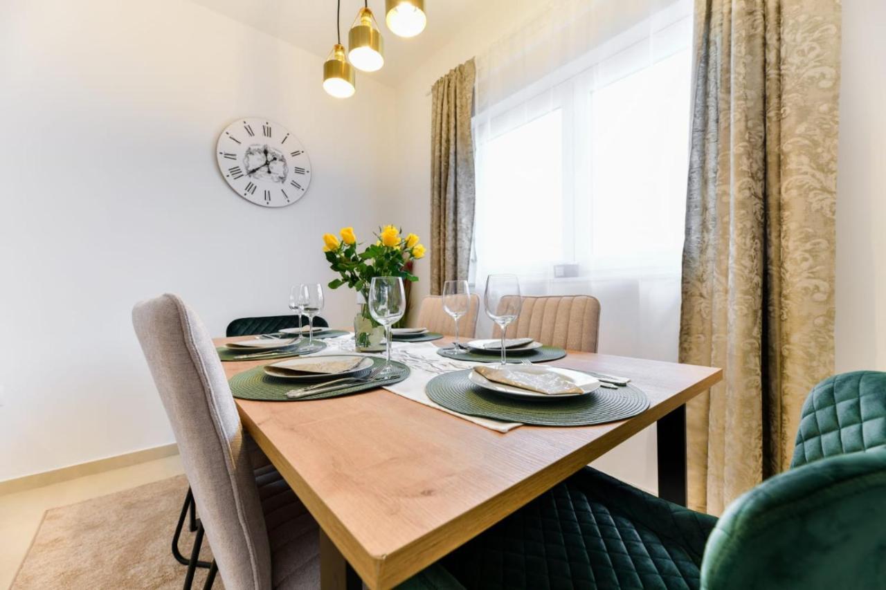Family Apartment Amare Задар Экстерьер фото